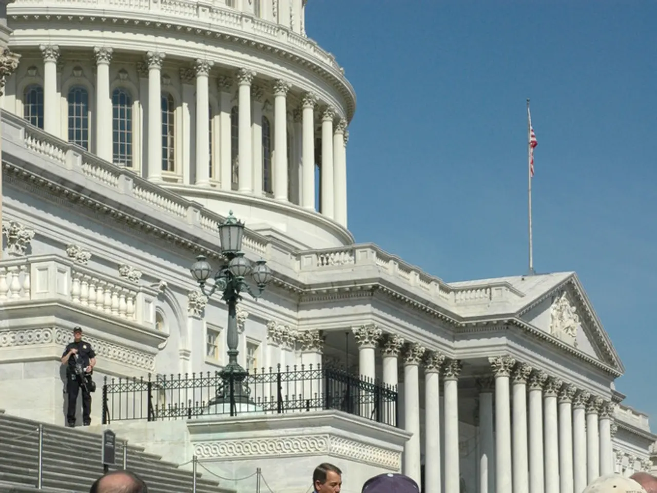 Strategies for Enhancing Security Management in Expansive Corporate Business Complexes