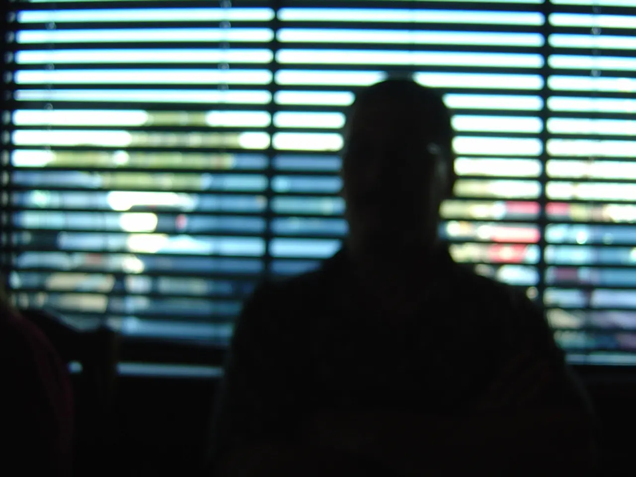 Online tool for sharpening hazy images