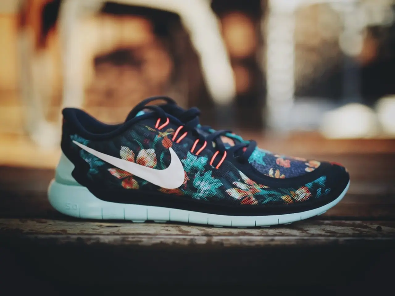 Intelligent Godox device offers significant enhancement for photographers using compact flash units