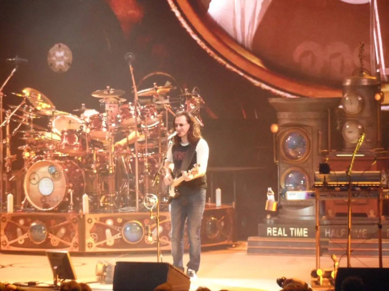 "Auxy unveils MacOS version of mobile music-creation app, hints at impending hardware instrument...