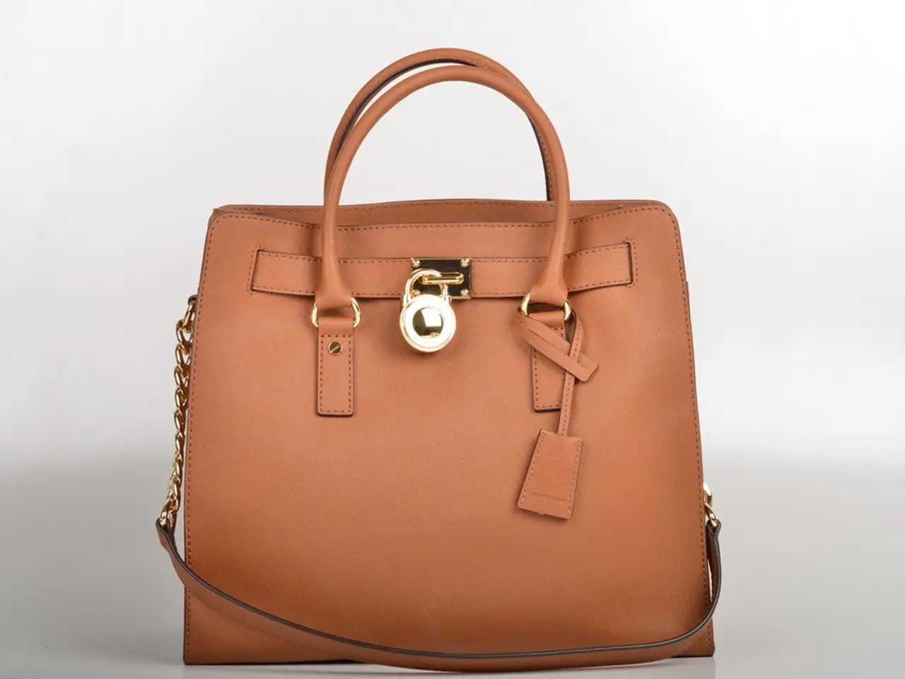 Oil sector in Pakistan under siege by new Blue Locker ransomware