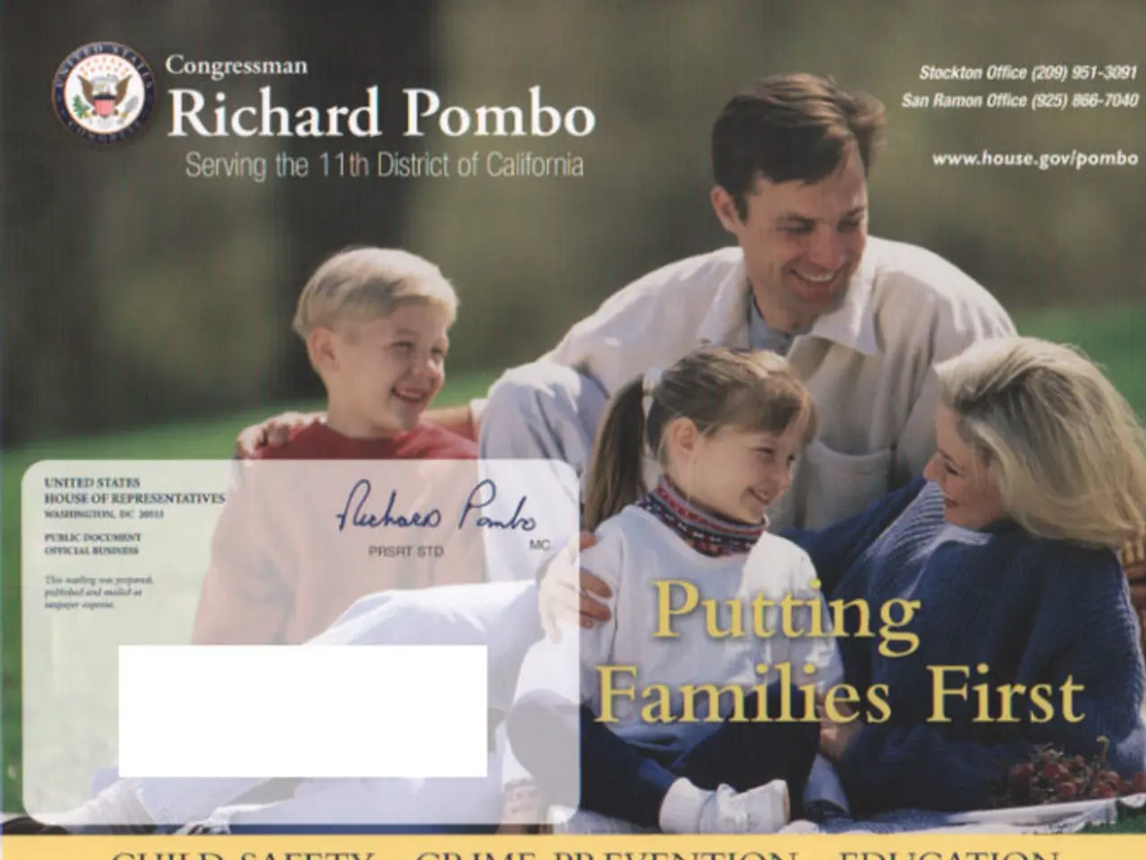 Boosting Email Interaction through the Use of Mini Graphics