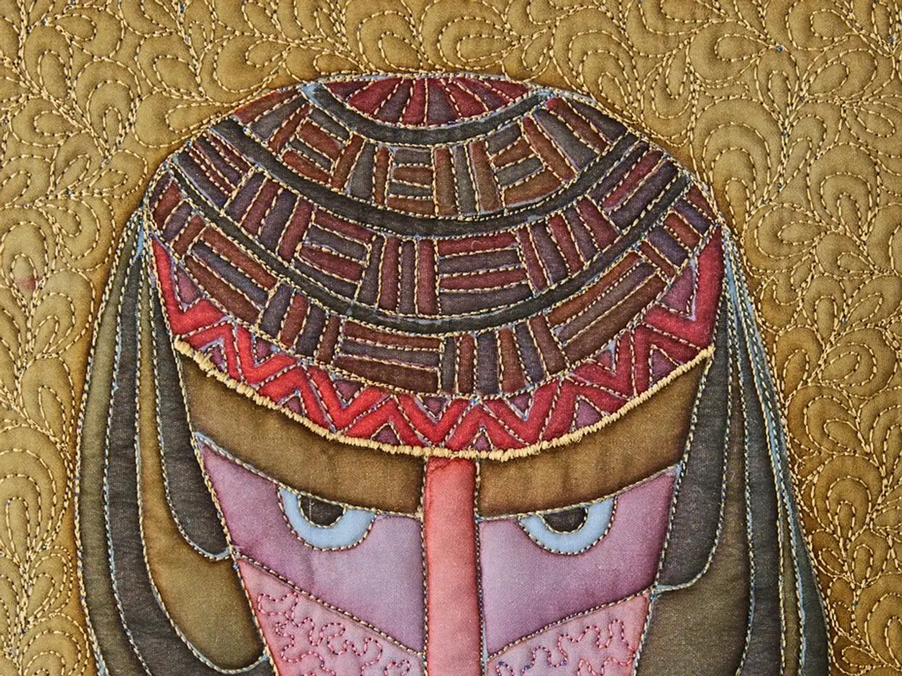 We can see thread craft on the surface.