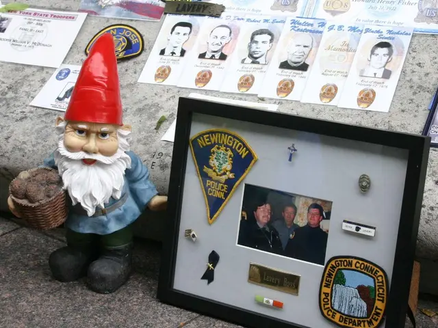 Guide on Implementing Image Carousel in Next.js