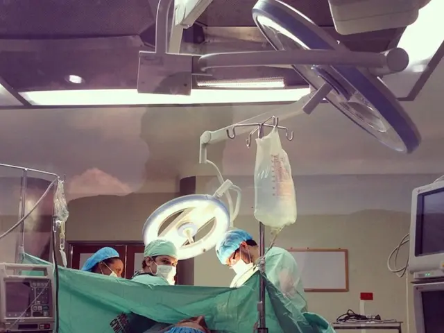 Self-operating American robot successfully performs gallbladder removal surgery, marking a...