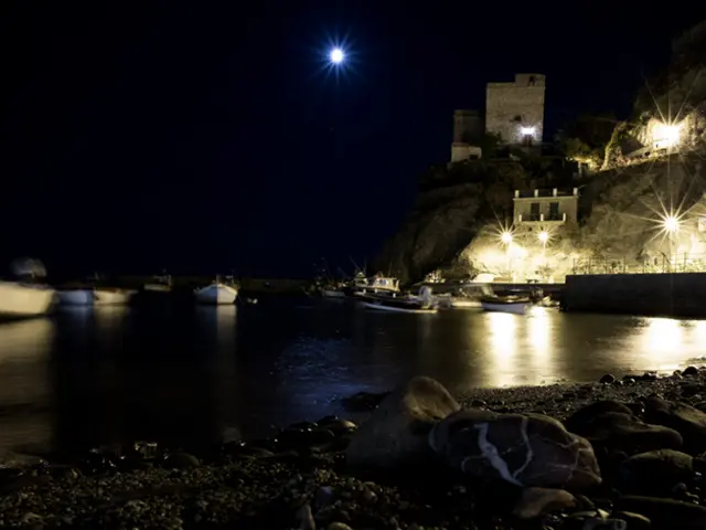 Spacecraft improves alien hunting capabilities aided by famed 'Apollo Earthrise' crater