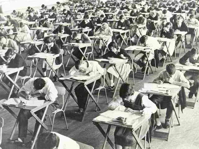 Streamlining Writing with AI: Top Tools for Auto-Editing Your Text Sections