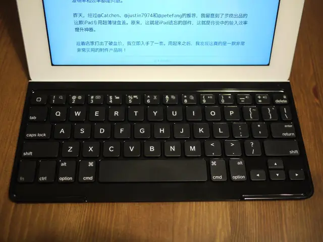 Comparison of MacBook Air (M3) and HP Spectre x360 14 Laptops