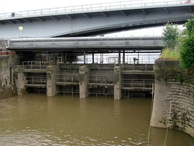 Massive Dam Overtakes Pyramid's Glory: Harnessing an Impressive 29 Billion Liters of Water to Fuel...