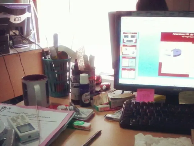 Improve Productivity with a 4K Portable Monitor: How it Boosts Your Intellect as a Professional