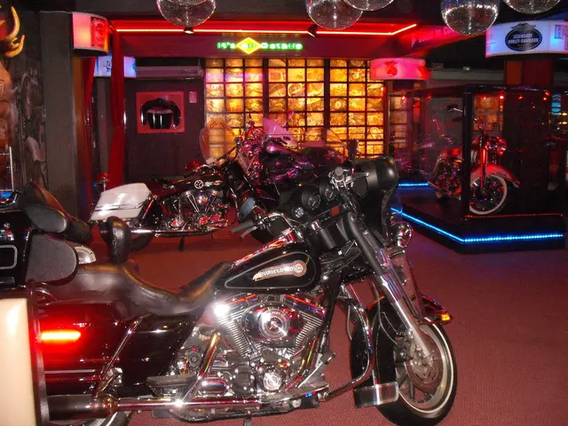 Evolution of Thailand's Popular Tuk-tuks: Transition from Smoky to Zero-Emission Vehicles